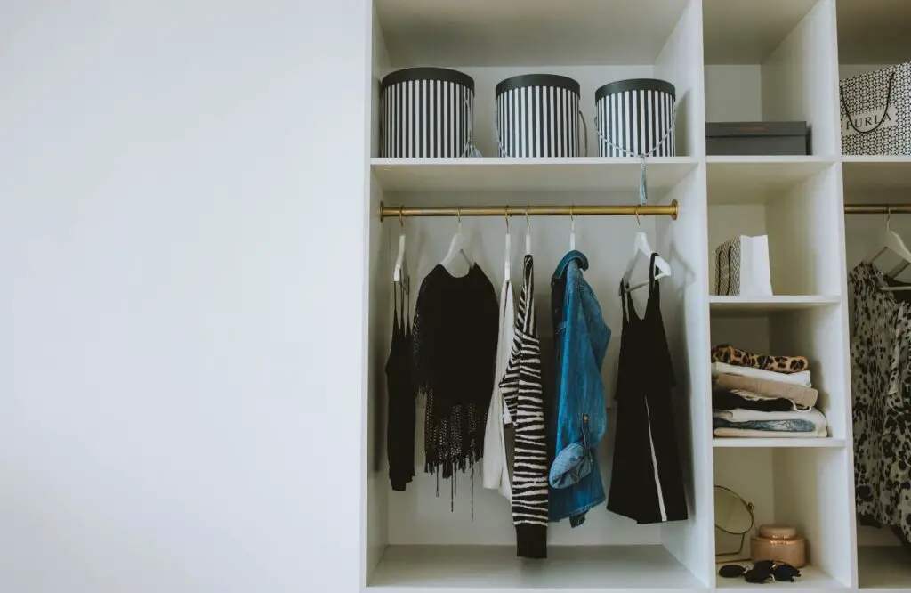 Maintaining Your Organized Closet