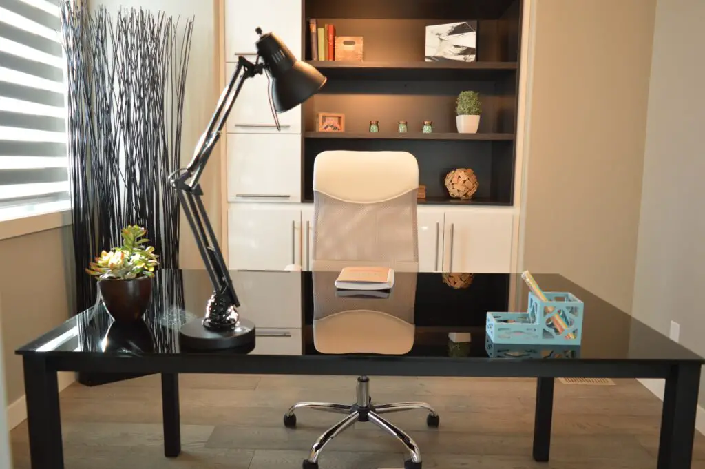 The Essential Guide to Setting Up a Productive Home Office