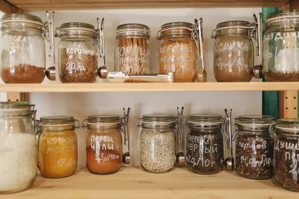 Choosing the Right Spice Rack