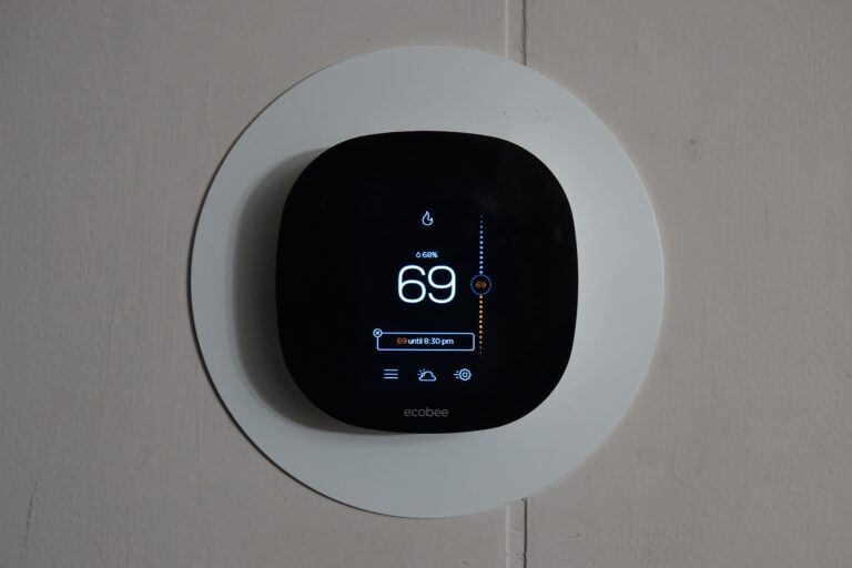 Popular Smart Thermostat Brands and Models