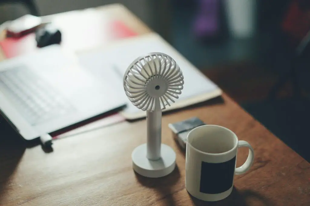 Best Desk Fan for Office Cooling